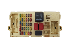 Fuse Box Alfa Romeo 60698107 46558758 Magneti Marelli 19633