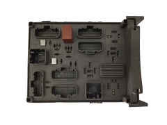 Control Unit Renault 8200447438 8200004201E 518837109 PBAJ 19104
