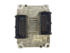 ECU Engine Control Unit Fiat 0467778770 0261204983 Bosch