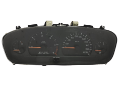 Speedometer/Instrument Cluster Chrysler Voyager 04685268 TN257410-1113