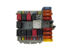 Fuse Box Fiat 51738103 0051738103057657