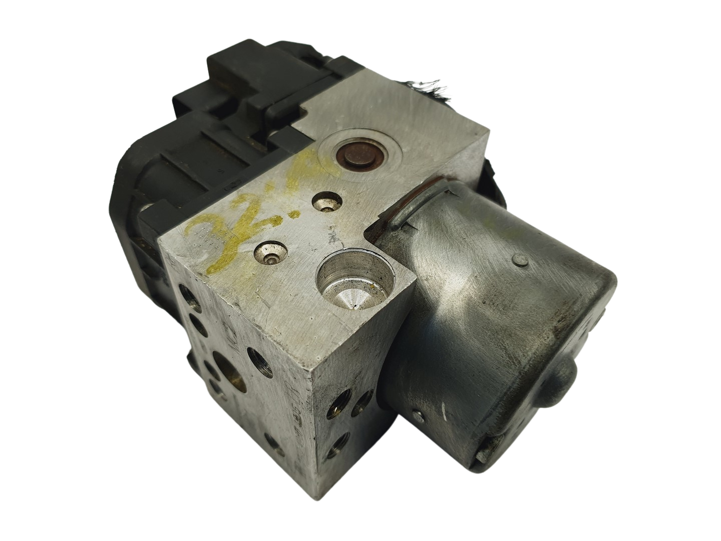 Abs Pump Tata Indica 270242804905 0273004615 Bosch 63786 main product photo