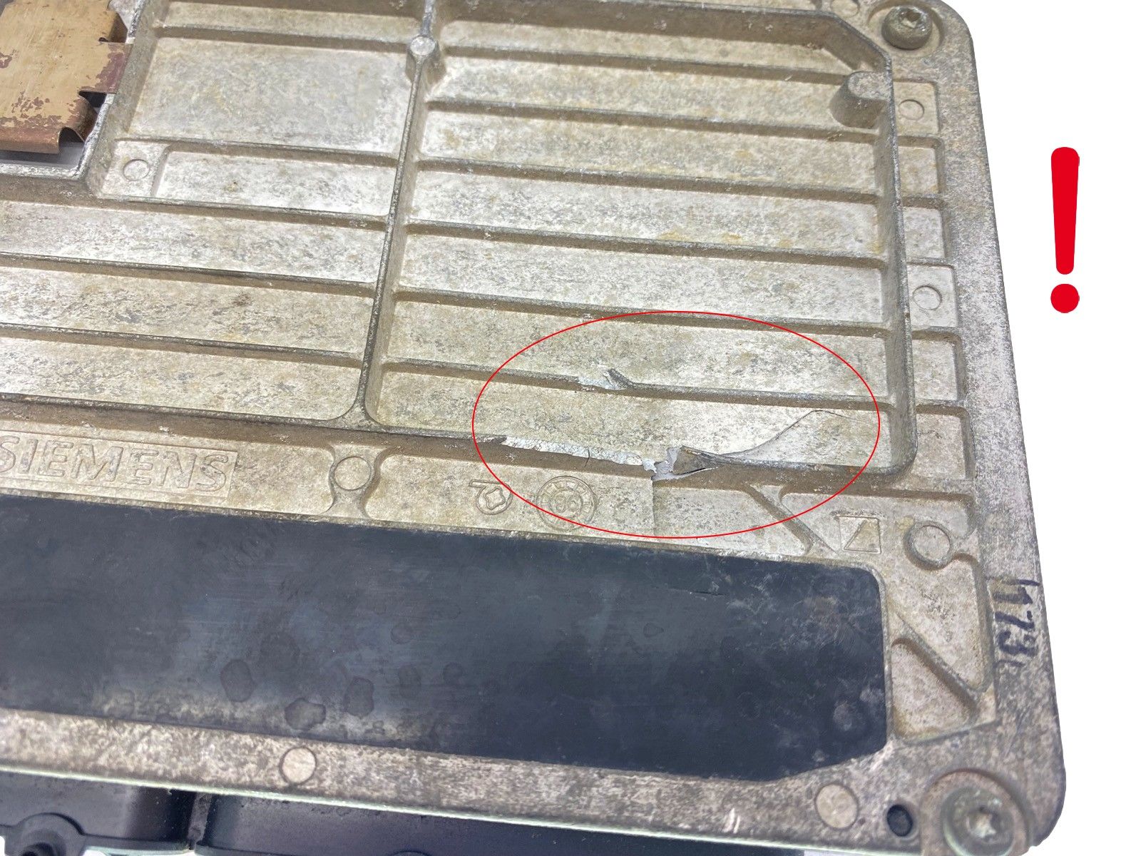 Control Unit 047906030N 5WP4326 02 VW Skoda Siemens 61766 main product photo