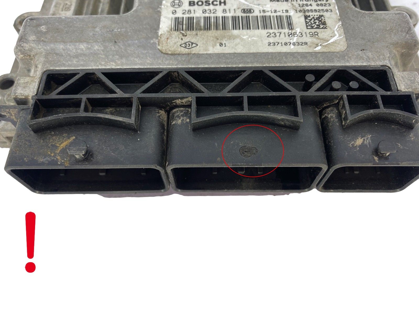 Control Unit Dacia 237107632R 237106319R 0281032811 Bosch 52034 main product photo